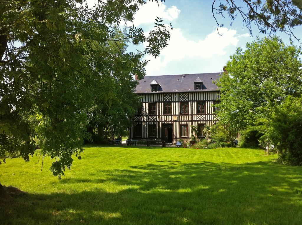 Le Petit Manoir De La Vernelle Bed and Breakfast Fourmetot Exterior foto